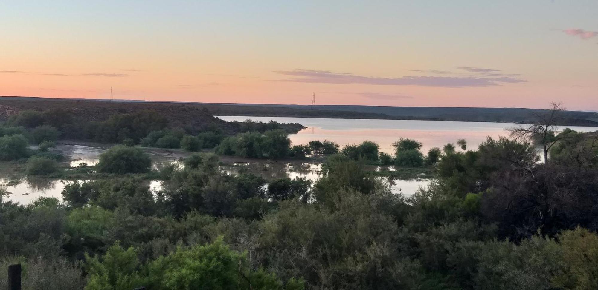 Teri-Lemveli Lodge Beaufort West Εξωτερικό φωτογραφία