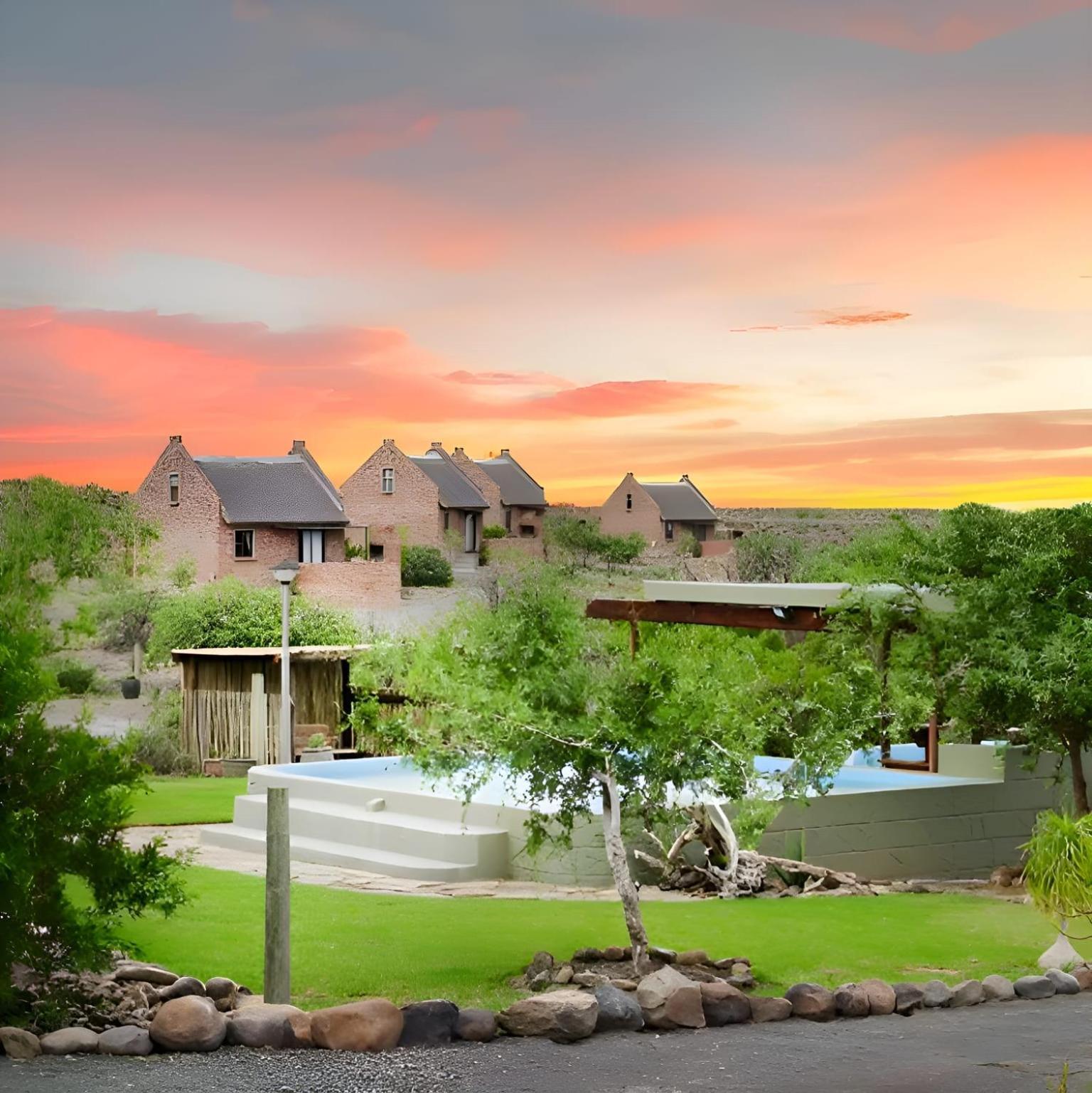 Teri-Lemveli Lodge Beaufort West Εξωτερικό φωτογραφία