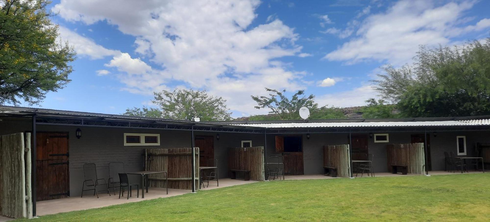 Teri-Lemveli Lodge Beaufort West Εξωτερικό φωτογραφία