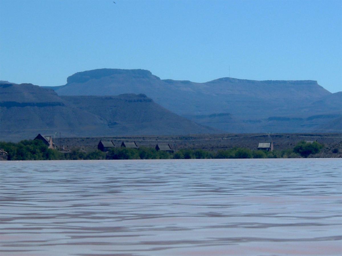 Teri-Lemveli Lodge Beaufort West Εξωτερικό φωτογραφία