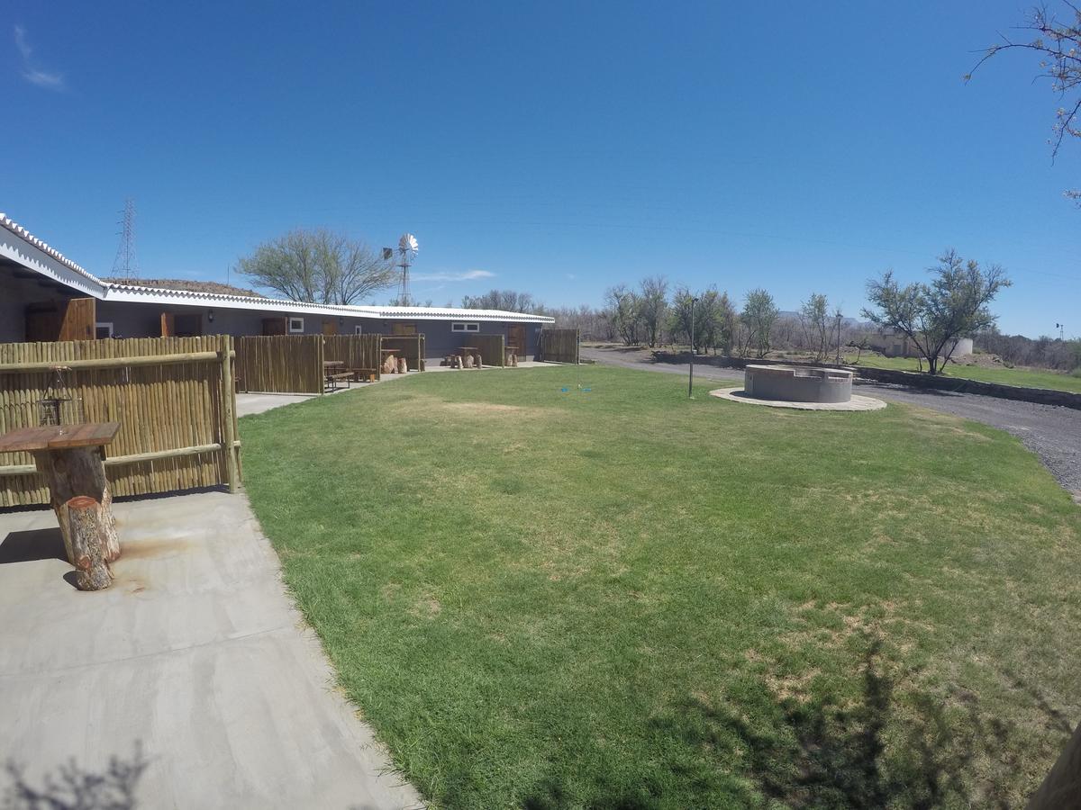 Teri-Lemveli Lodge Beaufort West Εξωτερικό φωτογραφία