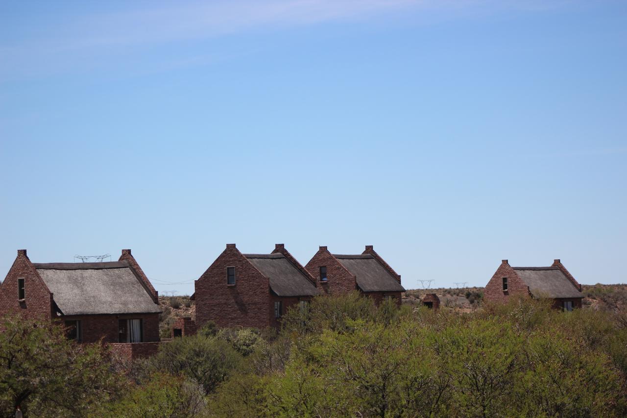Teri-Lemveli Lodge Beaufort West Εξωτερικό φωτογραφία
